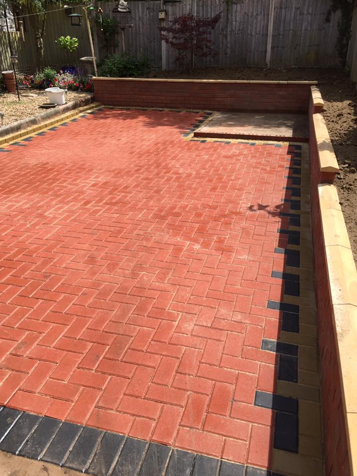 19961561_1400556060028294_966537151755456286_n Driveways